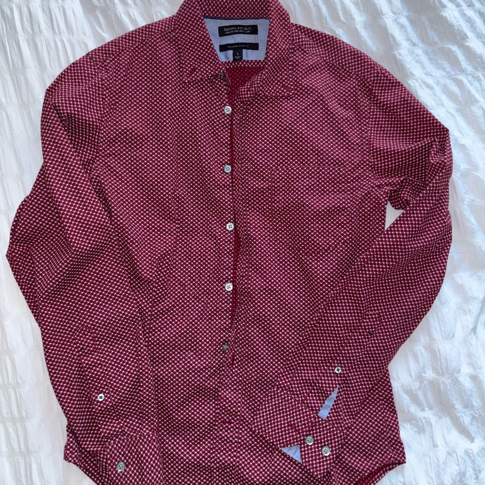 Men's Banana Republic Red and White Dotted Mens Dress Shirt